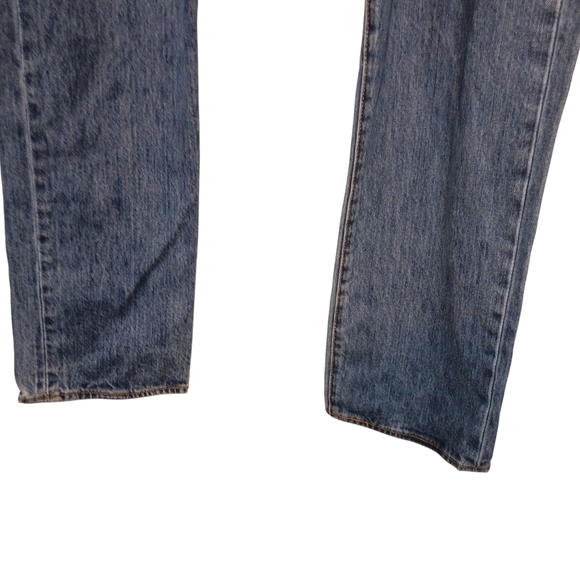 Levi's - 501 Classic Blue Denim Jeans -Size 34x30 - Picture 3 of 7